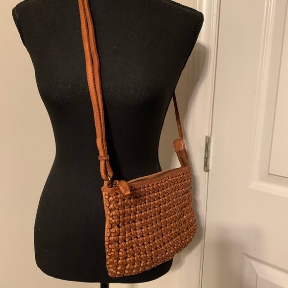 Woven leather adjustable straps small purse - Picture 3 of 12